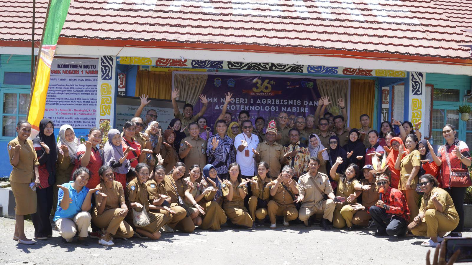 HUT SMKN 1 NABIRE KE 36
